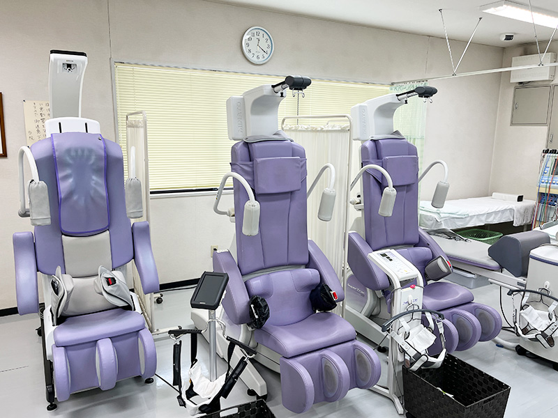 ​頸椎・腰椎自動牽引装置