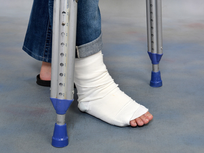 外傷、交通事故、労災